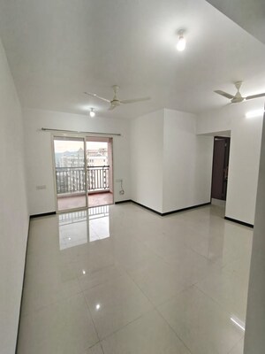 Room in 3 BHK Apartment at Wakad – for Rent
