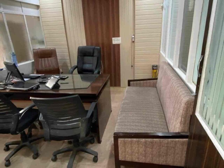 Team Area, nirman vihar Commercial Office Space 300 Sq.Ft. In Nirman Vihar Delhi 9493338