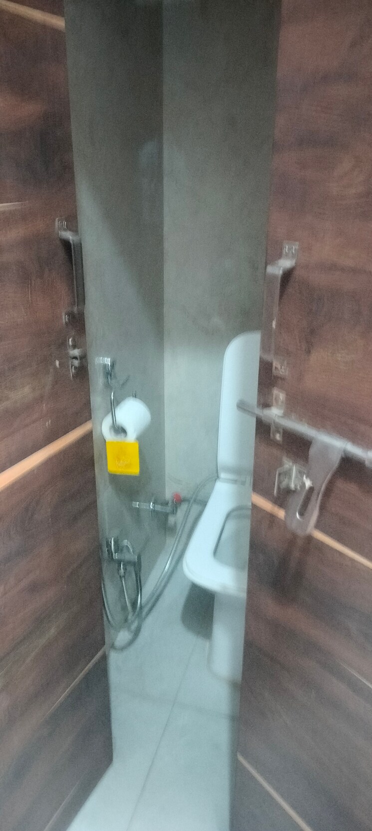 undefined, janakpuri 2 Bedroom 1000 Sq.Ft. Apartment In Janakpuri Delhi 9493347