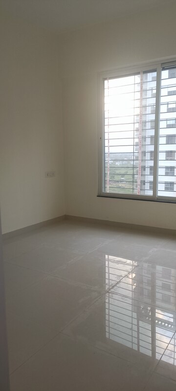 Room in 1 BHK Apartment at Hinjewadi – for Sale