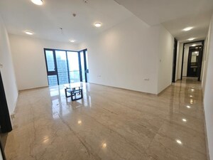 Room in 3 BHK Apartment at Lodha The Park, Worli – for Rent