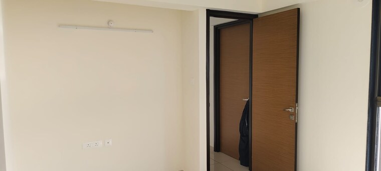 Living Room, chandak-34-park-estate 3 Bedroom 820 Sq.Ft. Apartment In Goregaon West Mumbai 9493350