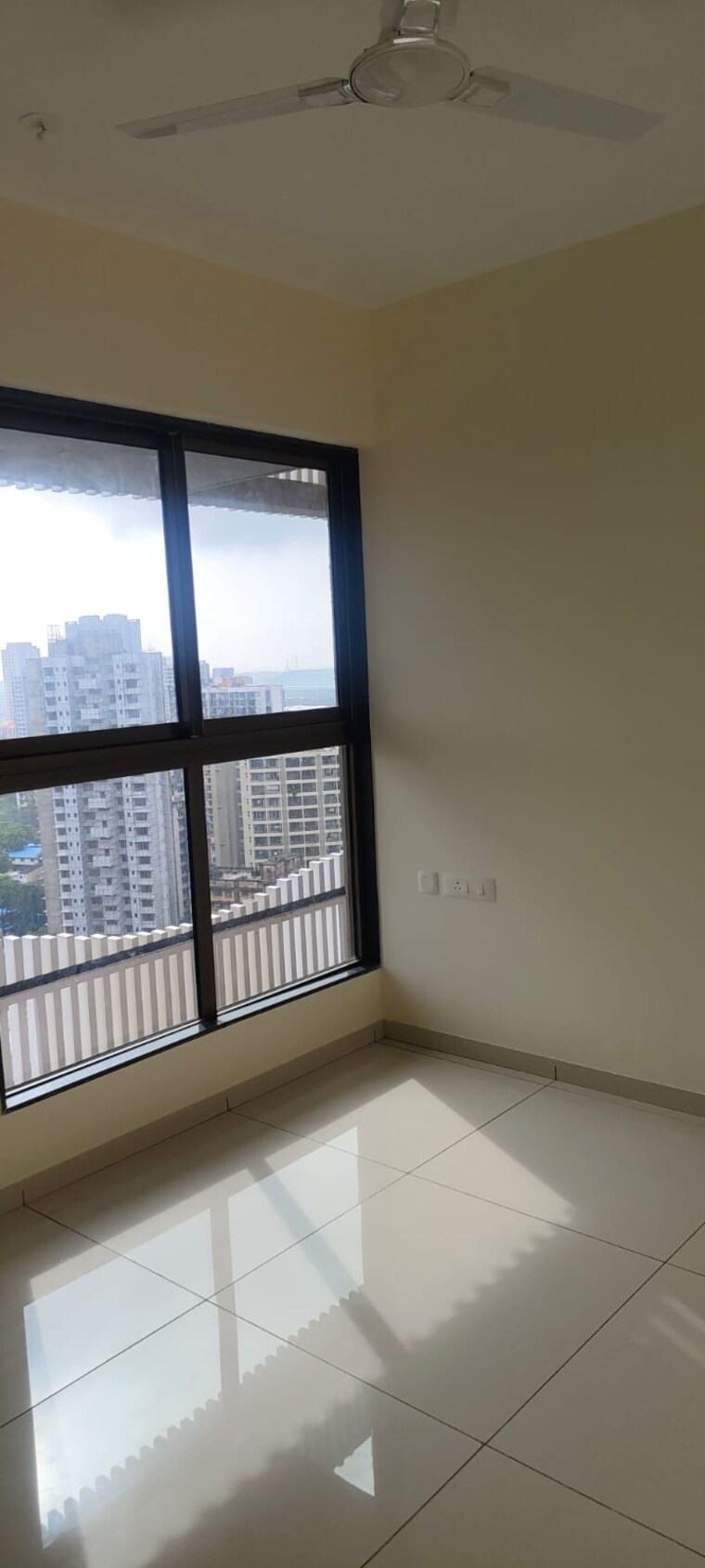 Bedroom, chandak-34-park-estate 3 Bedroom 820 Sq.Ft. Apartment In Goregaon West Mumbai 9493350