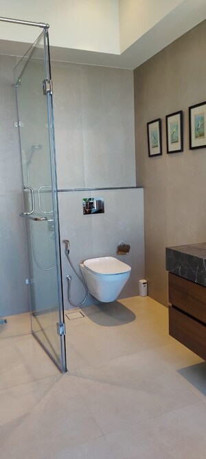 Bathroom in 5 BHK Apartment at K Raheja Vivarea, Mahalaxmi – for Rent