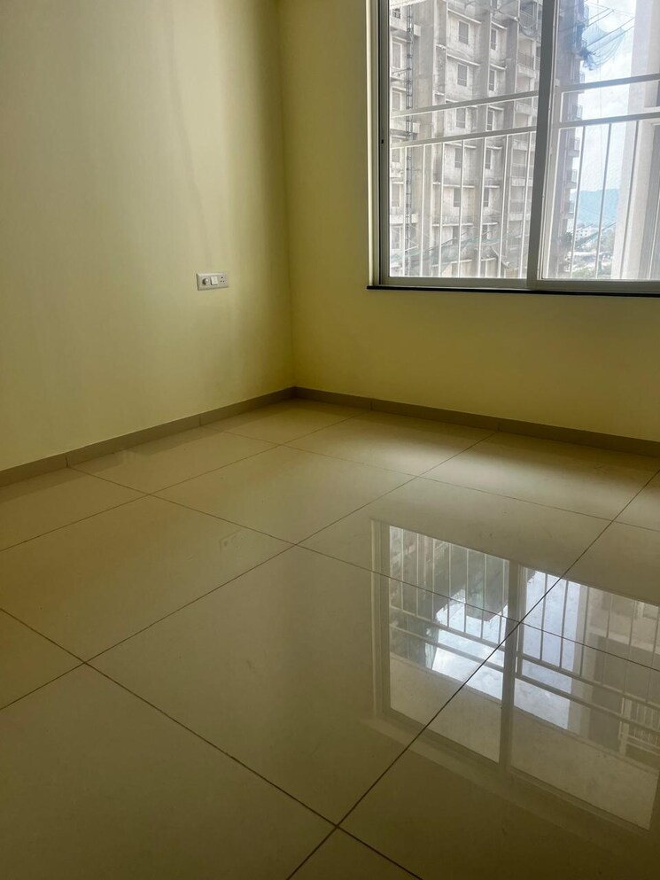 Room, hinjewadi 2.5 Bedroom 950 Sq.Ft. Apartment In Hinjewadi Pune 9493382