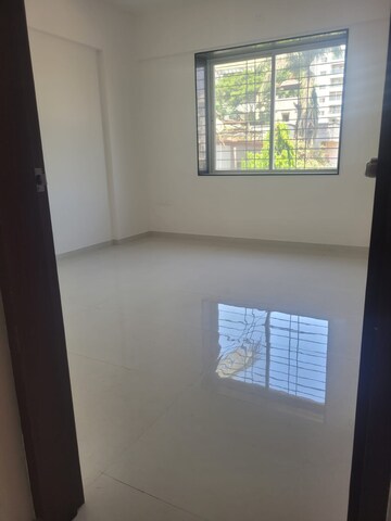 Room in 3 BHK Apartment at Sun City, Sinhagad Road – for Sale