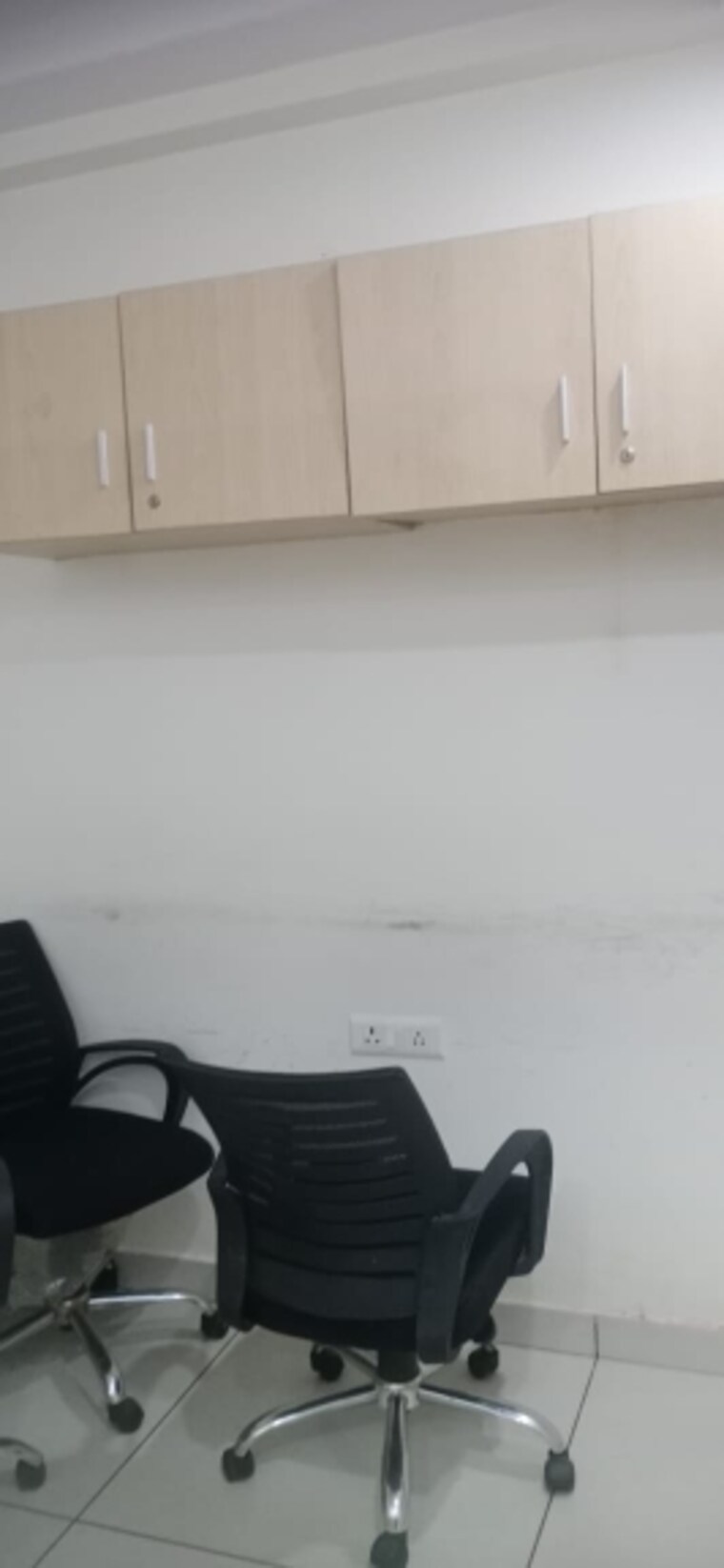 undefined, laxmi nagar Commercial Office Space 365 Sq.Ft. In Laxmi Nagar Delhi 9493384