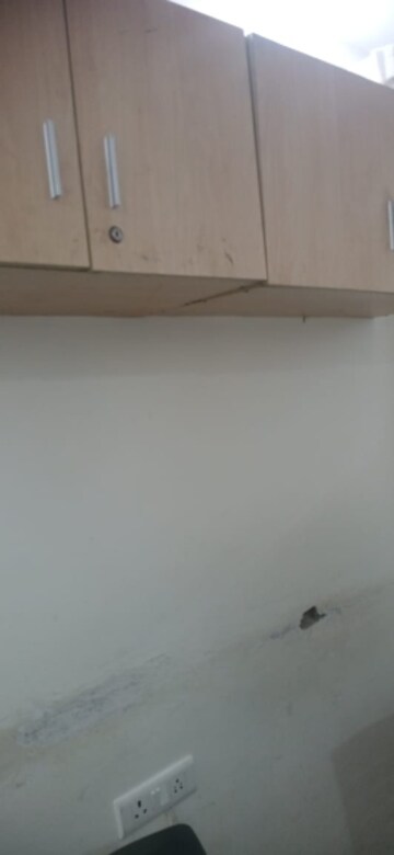 Room in  Office Space at Laxmi Nagar – for Rent