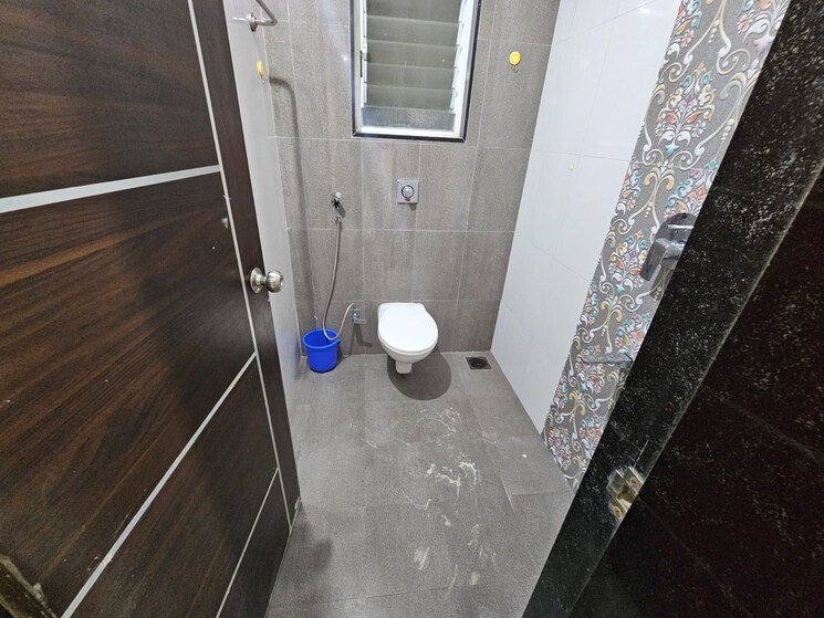 Bathroom, sun-empire 2 Bedroom 1000 Sq.Ft. Apartment In Sinhagad Pune 9493387