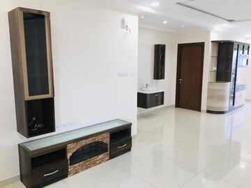 Room in 3 BHK Apartment at Lodha Meridian, Kukatpally – for Rent