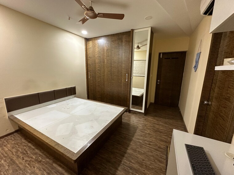 Bedroom, lodha-meridian 3 Bedroom 2259 Sq.Ft. Apartment In Kukatpally Hyderabad 9493400