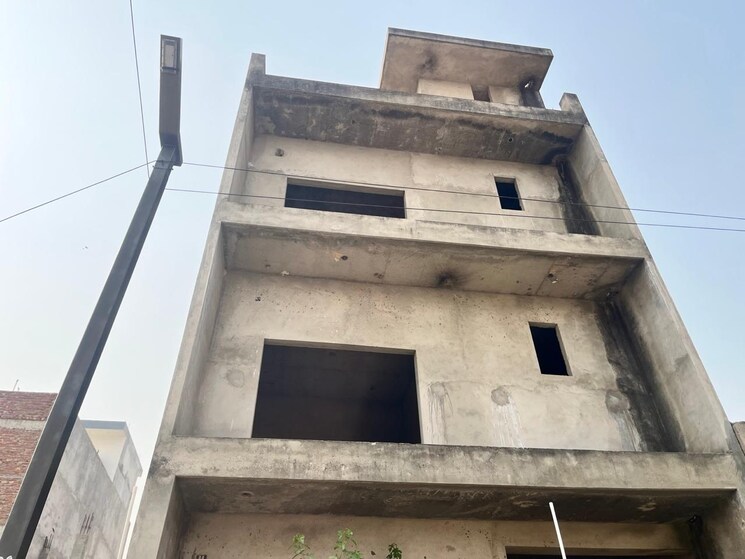 Exterior View, gaur-yamuna-city-7th-parkview 6 Bedroom 105 Sq.Yd. Independent House In Gaur Yamuna City Greater Noida 9493373