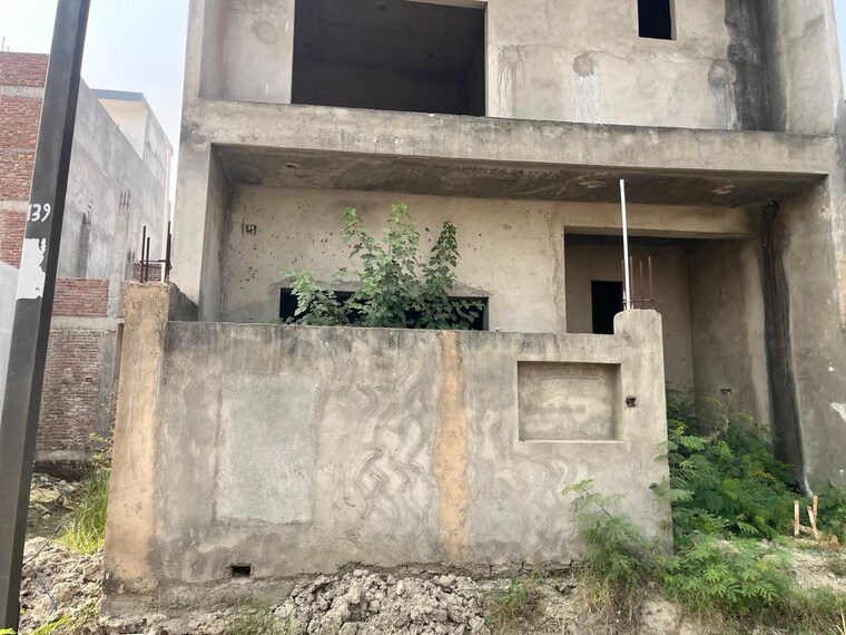 Exterior View, gaur-yamuna-city-7th-parkview 6 Bedroom 105 Sq.Yd. Independent House In Gaur Yamuna City Greater Noida 9493373