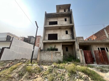 6 BHK Independent House – Exterior View View at Gaur Yamuna City 7th Parkview, Gaur Yamuna City - for Sale
