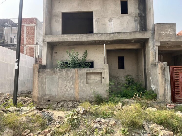 Exterior View, gaur-yamuna-city-7th-parkview 6 Bedroom 105 Sq.Yd. Independent House In Gaur Yamuna City Greater Noida 9493373