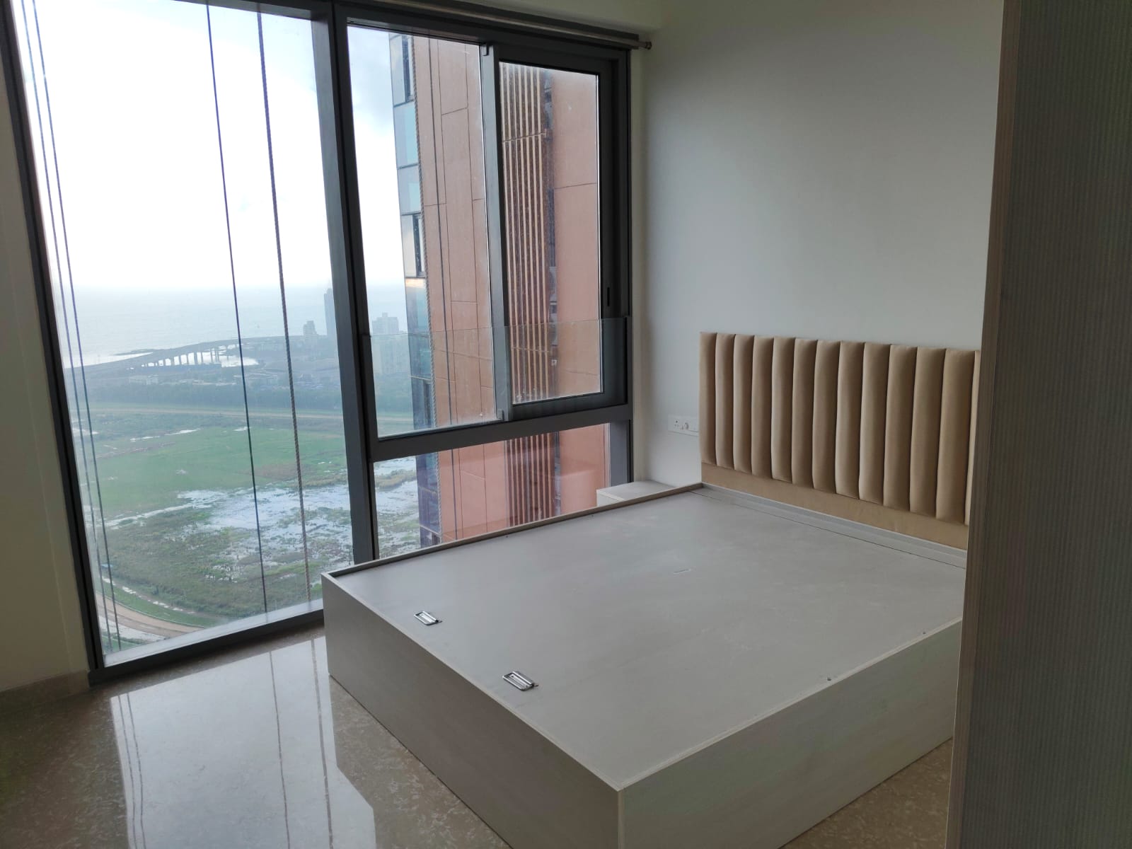 2 BHK 740 Sq.Ft. Apartment in Piramal Mahalaxmi