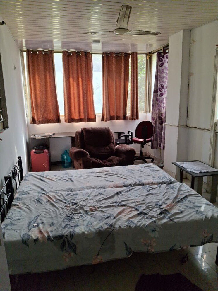 Bedroom, vrindavan-apartments-bhusari-colony 2 Bedroom 900 Sq.Ft. Apartment In Bhusari Colony Pune 9493446