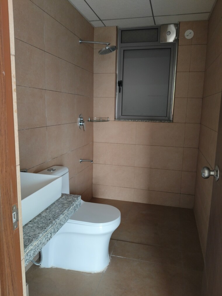Bathroom, kalpataru-immensa-d 2 Bedroom 598 Sq.Ft. Apartment In Kolshet Road Thane 9493494