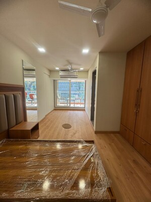 Bedroom in 3 BHK Apartment at Mamata Apartments, Prabhadevi – for Rent