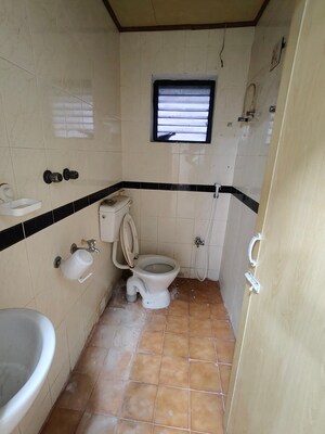 Team Area in  Office Space in IT/SEZ at Nungambakkam – for Rent