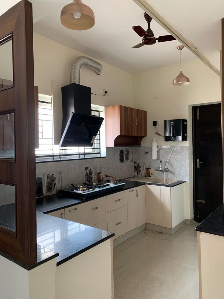 Kitchen, adyar 3 Bedroom 1600 Sq.Ft. Apartment In Adyar Chennai 9493517