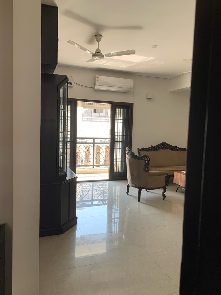 Room, adyar 3 Bedroom 1600 Sq.Ft. Apartment In Adyar Chennai 9493517