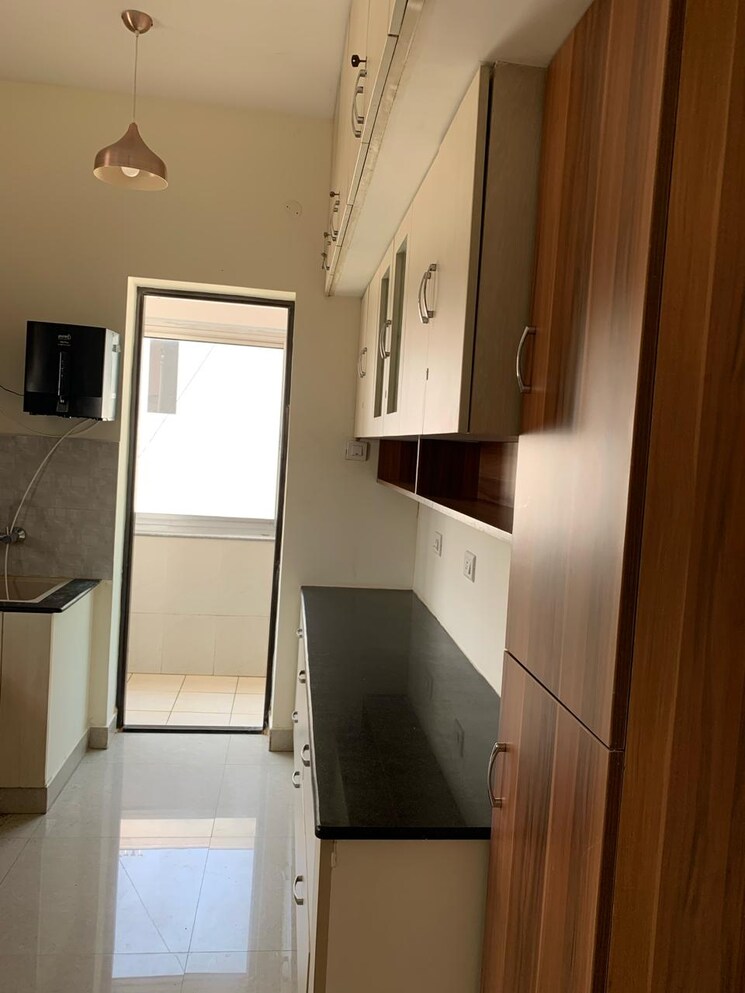 Kitchen, adyar 3 Bedroom 1600 Sq.Ft. Apartment In Adyar Chennai 9493517