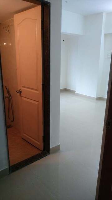 Room in 3 BHK Apartment at Arihant Shankheshwar Heights, Chunabhatti – for Rent