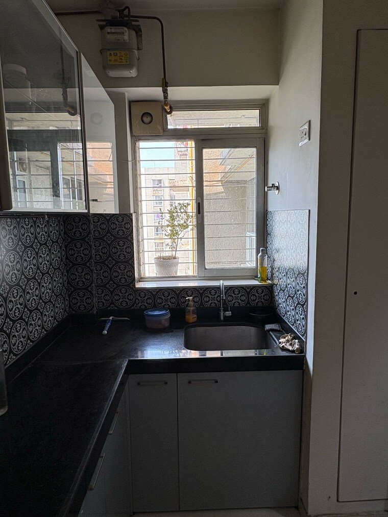 Kitchen, lodha-amara 2 Bedroom 672 Sq.Ft. Apartment In Kolshet Road Thane 9493548