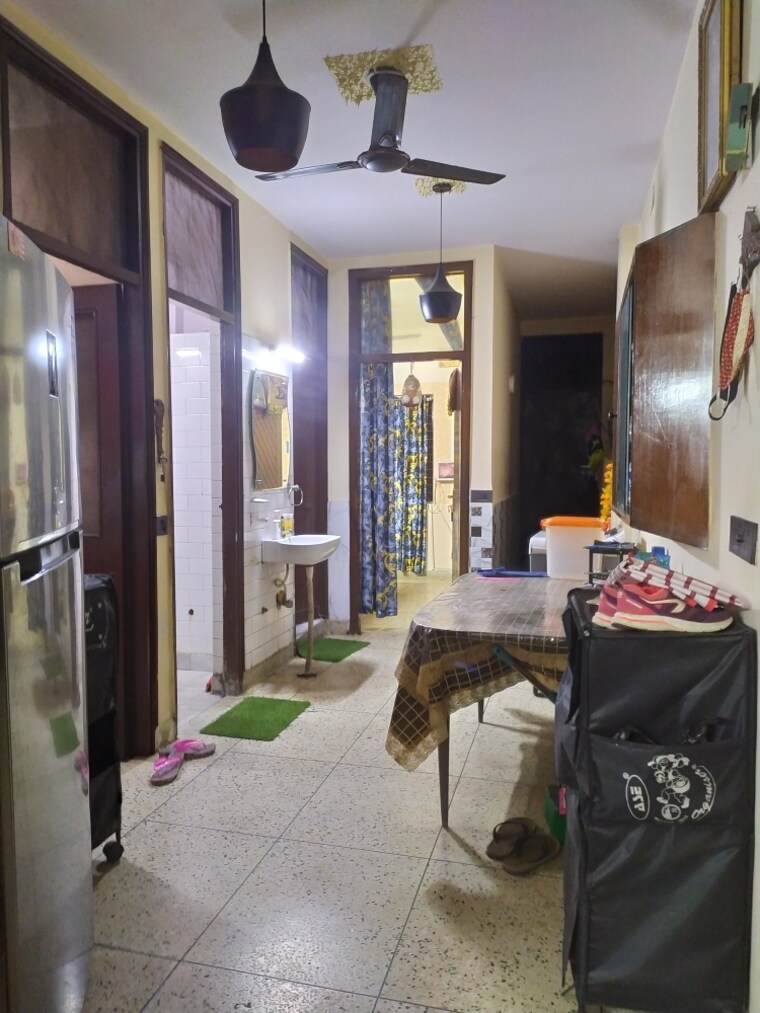 undefined, kalkaji 2 Bedroom 1000 Sq.Ft. Builder Floor In Kalkaji Delhi 9493553