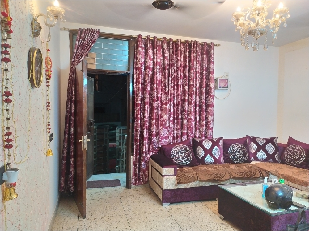 2 BHK Builder Floor For Sale in Kalkaji , Police Station 