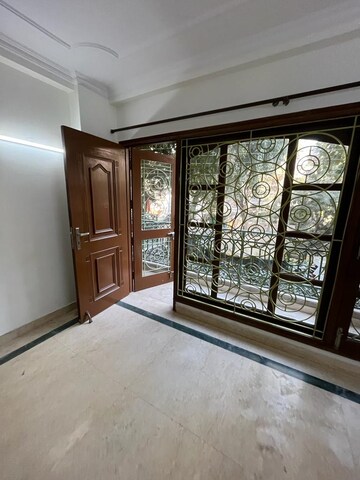 Living Room in 3 BHK Builder Floor at Chittaranjan Park – for Rent