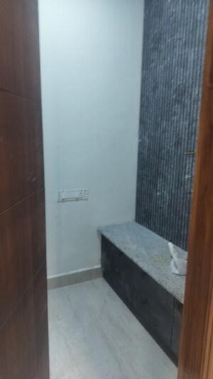 Bathroom in 4 BHK Builder Floor at Jubilee Hills – for Rent