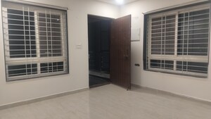 Room in 4 BHK Builder Floor at Jubilee Hills – for Rent