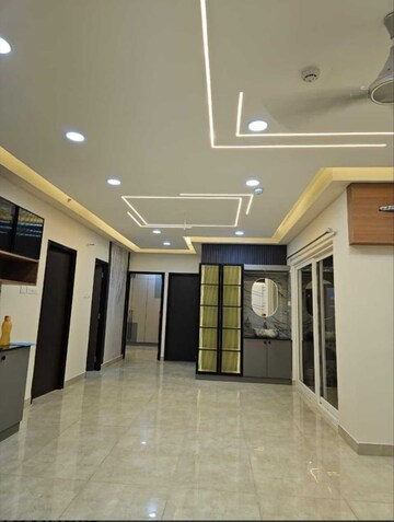 Room in 2 BHK Apartment at Rajapushpa Provincia, Narsingi – for Rent