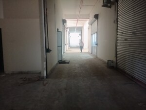  Warehouse – Entrance View at Bhindi Bazar - for Rent