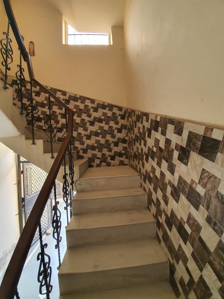 undefined, ss-mayfield-gardens 3 Bedroom 1700 Sq.Ft. Builder Floor In Sector 51 Gurgaon 9493635