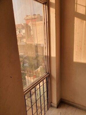 Balcony in 3 BHK Builder Floor at SS Mayfield Gardens, Sector 51 – for Rent
