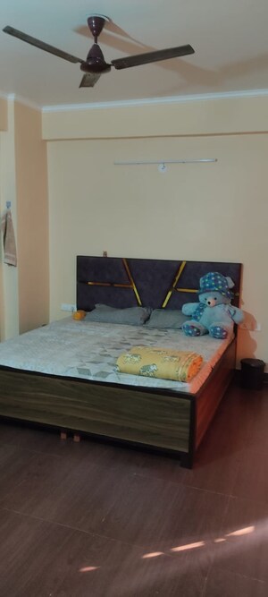 Bedroom in 3.5 BHK Apartment at Aims Golf City, Sector 75 – for Rent