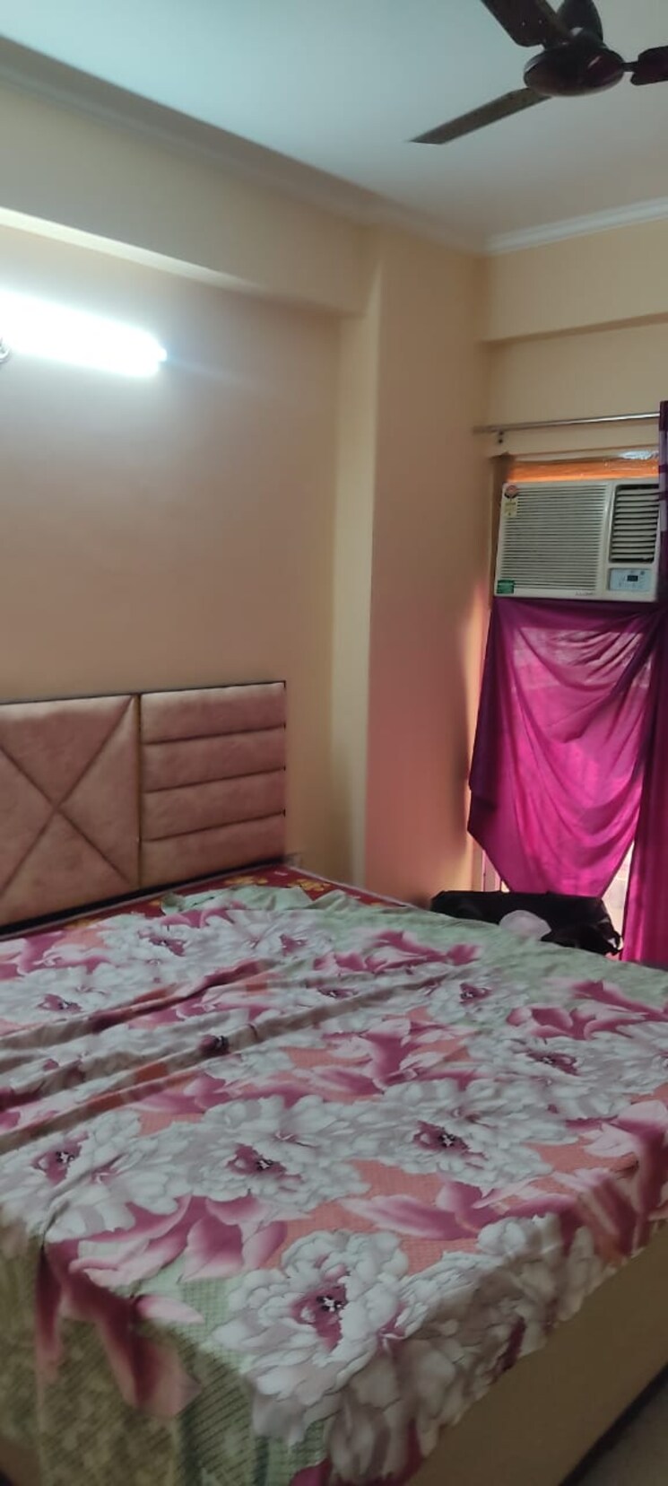 Bedroom, aims-golf-city 3.5 Bedroom 1550 Sq.Ft. Apartment In Sector 75 Noida 9493652