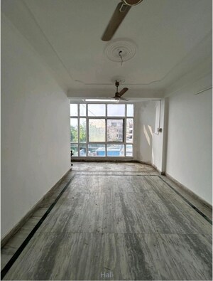 2 BHK Builder Floor For Rent in Rohini