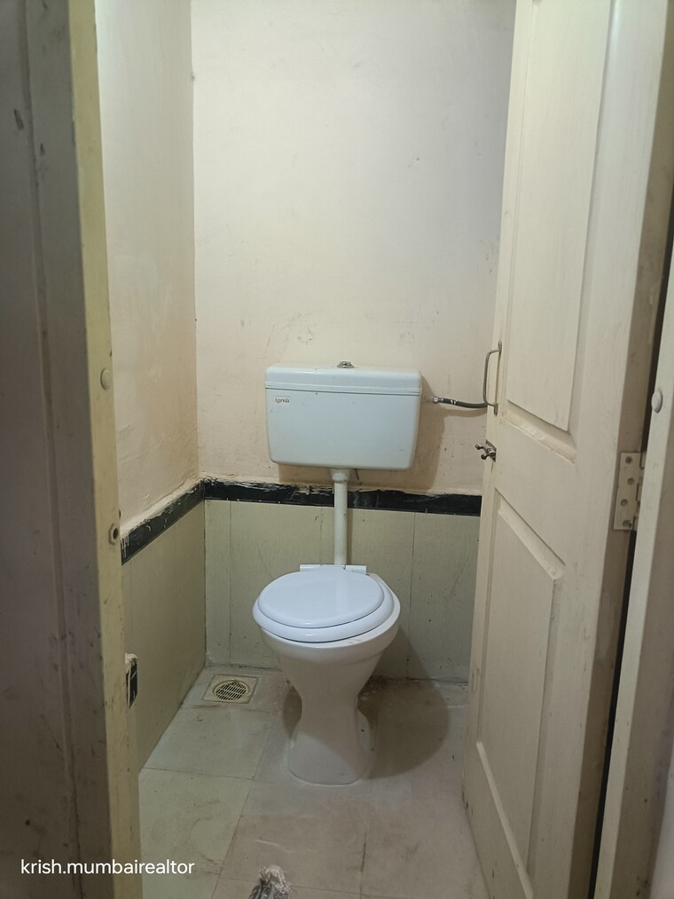 Bathroom, piramal-mahada 1 Bedroom 230 Sq.Ft. Apartment In Lower Parel Mumbai 9493673