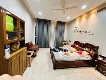 Bedroom in 4 BHK Apartment at Godrej Astra, Sector 54 – for Sale
