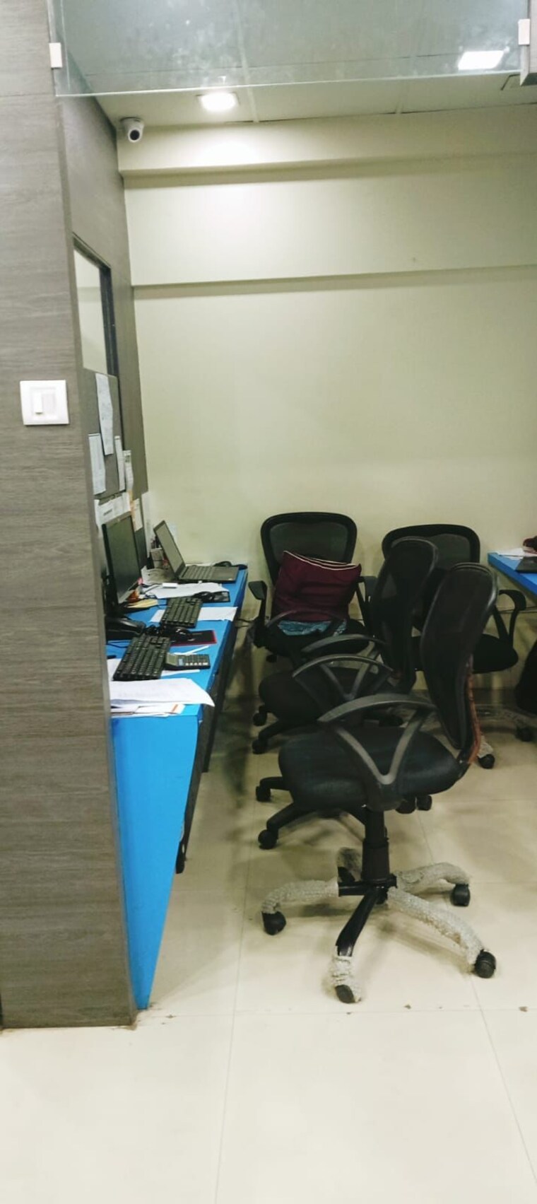 Team Area, real-tech-park Commercial Office Space 600 Sq.Ft. In Vashi Sector 30a Navi Mumbai 9493698