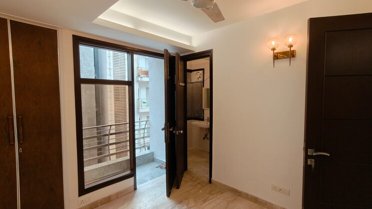 Room, east of kailash 3 Bedroom 1150 Sq.Ft. Builder Floor In East Of Kailash Delhi 9493710