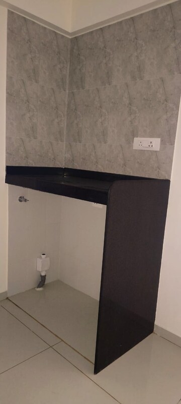 Furnished Amenities in 2 BHK Apartment at Chandak 34 Park Estate, Goregaon West – for Rent