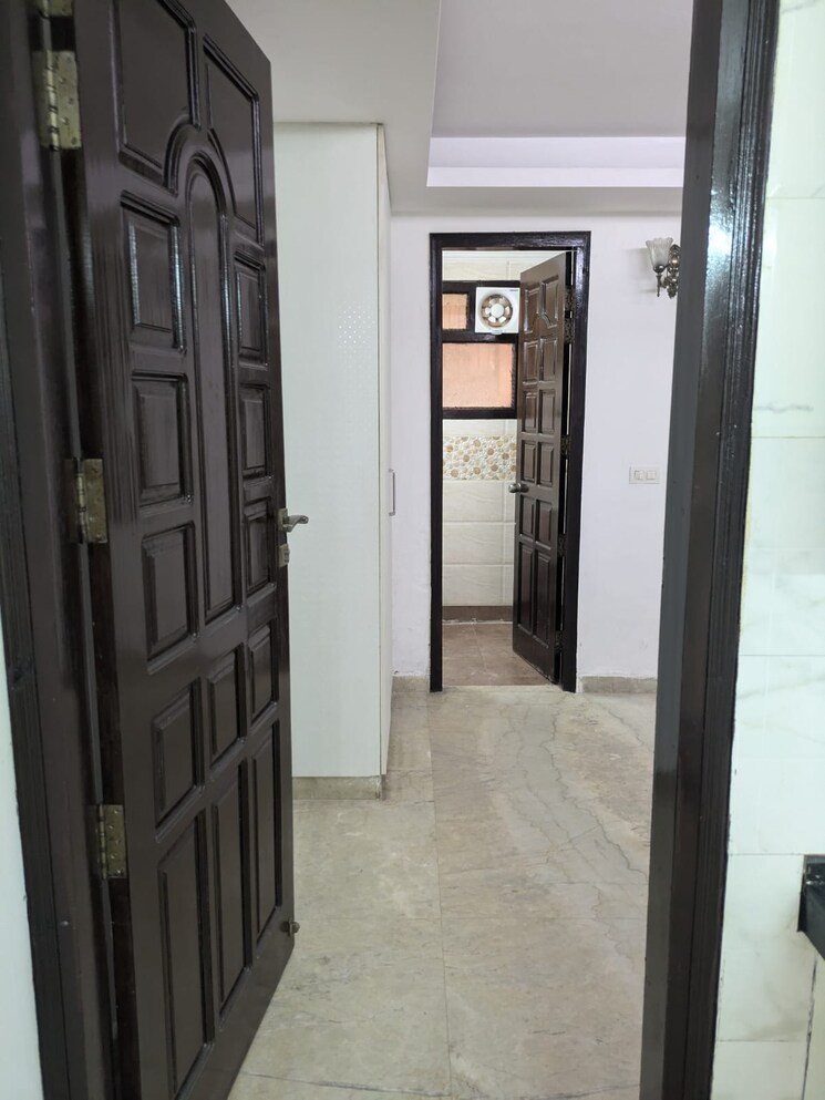 undefined, lajpat nagar 4 2 Bedroom 900 Sq.Ft. Apartment In Lajpat Nagar 4 Delhi 9493727