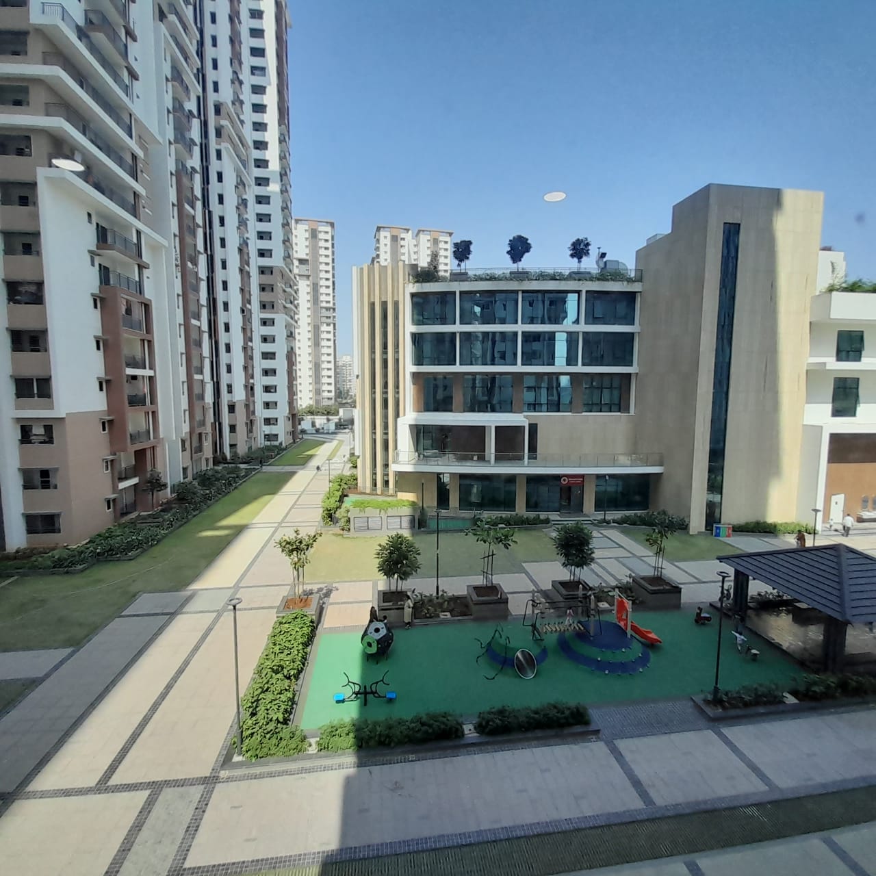 3 BHK + Pooja Room Apartment For Rent in Aparna Sarovar Zicon