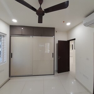 Room in 3 BHK Apartment at Aparna Sarovar Zicon, Nallagandla – for Rent