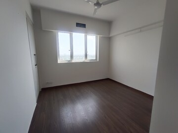 Room in 2 BHK Apartment at M3M Marina, Sector 68 – for Rent